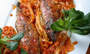 Păstrăv cu sos picant