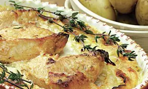 Pui cu smântână și cartofi