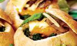 Bărcuţe cu spanac şi ciuperci