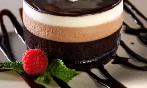 Desert: Mousse de ciocolată cu portocale