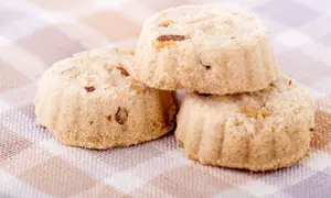 Desert: Prăjitură cu migdale