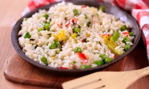 Reţetă: Orez cu mix de legume