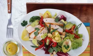 Reţete: Salată de curcan