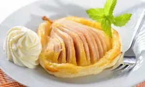 Desert: Pere în coşuleţe de foitaj