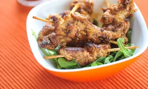 Reţetă: Pui la grătar cu mazăre