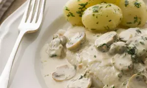 Cartofi copţi cu ciuperci