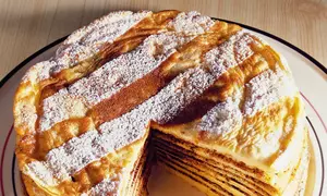 Tort de clătite cu ciocolată