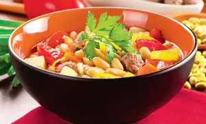 Ciorbă de fasole cu perişoare