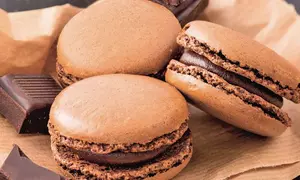 Macarons de ciocolată