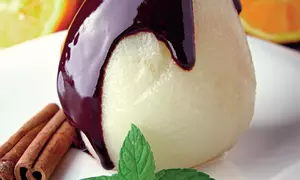 Pere cu ciocolată şi piper