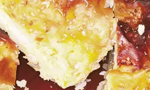 Plăcintă cu trei brânzeturi