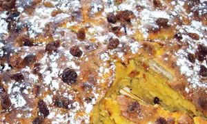 Tartă de fructe cu stafide