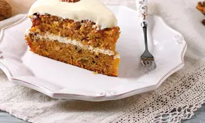 Tort de morcovi vanilat