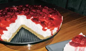 Cheesecake cu zmeură