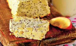 Prăjitură cu brânză şi mac