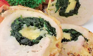 Rulouri de pui cu mozzarella şi spanac