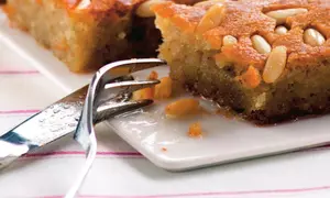 Prăjitură cu muguri de pin