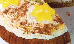 Tartă cu cremă de banane şi jeleu de portocale