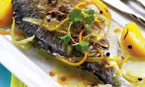 Doradă în sos de citrice