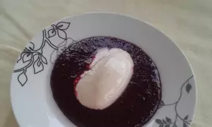 Inghetata de banane si sirop de cirese (fara zahar)