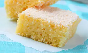 Prăjitura imposibilă cu cocos