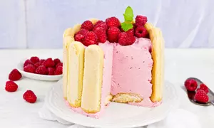 Şarlotă cu zmeură