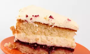 Prăjitură Figaro cu bezea