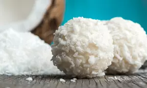 Bulgărași dietetici de cocos