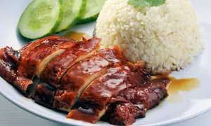 Pui thailandez cu usturoi