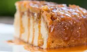 Cheesecake cu placinta de mere si caramel