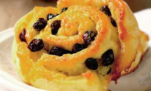 Melci cu crema si stafide