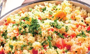 Salata de cuscus cu pui