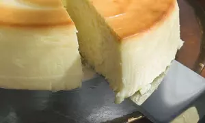 Cheesecake japonez din 3 ingrediente
