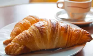 Croissante cu unt
