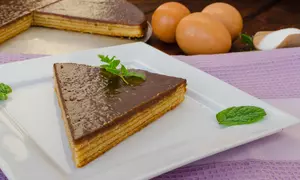 Tort trunchi de copac – Baumkuchen