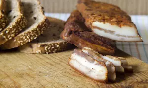 Slanina afumata de Transilvania