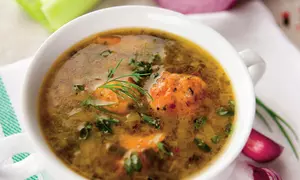 Ciorba de praz cu carnati