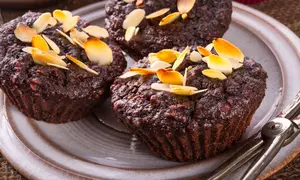 Briose cu ovaz, ciocolata si banane