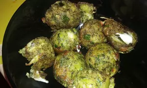 Bulete de broccoli cu cascaval