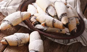 Cele mai fragede cornulete cu gem si nuca