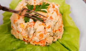 Salata de cruditati cu piept de pui