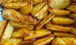 Cartofi prajiti la cuptor
