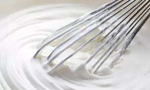 Cum faci frisca din lapte