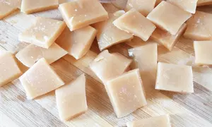 Bomboane cu lapte din 3 ingrediente