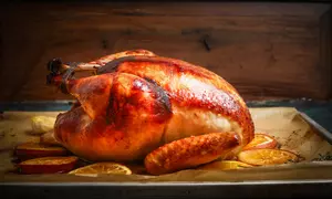 Friptura de curcan – Curcan intreg la cuptor