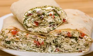 Lipii umplute cu urda si legume