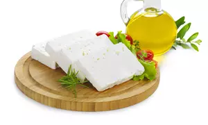 Rețetă Bouyourdi grecesc sau rețetă de brânză grecească la cuptor Buiurdi