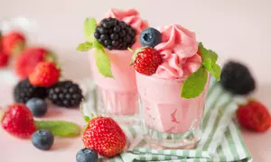 Cum să faci cea mai gustoasă înghețată de cireșe