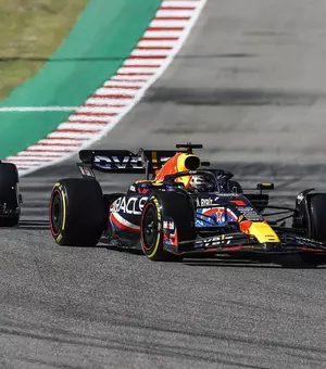 Formula 1, Marele Premiu din Azerbaidjan se mută sâmbătă. La ce oră este cursa pe Antena 1