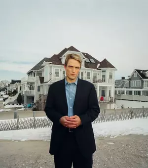 Robert Pattinson, de nerecunoscut în „Primetime”. Rolul care i-ar putea aduce o nominalizare la Oscar
